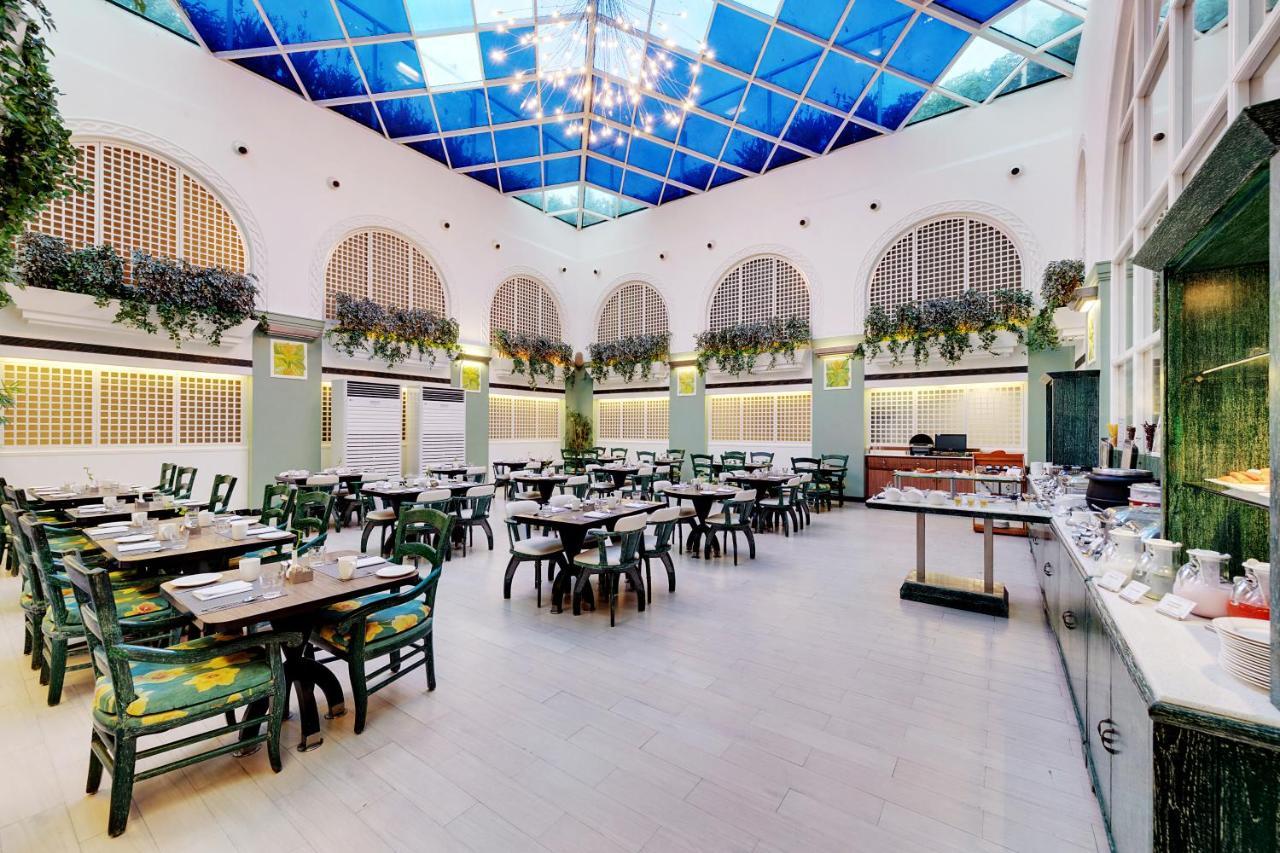E Square The Fern, Pune Eksteriør billede